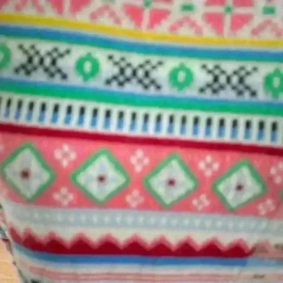 Gap Sweater NWT - Picture 3 of 4